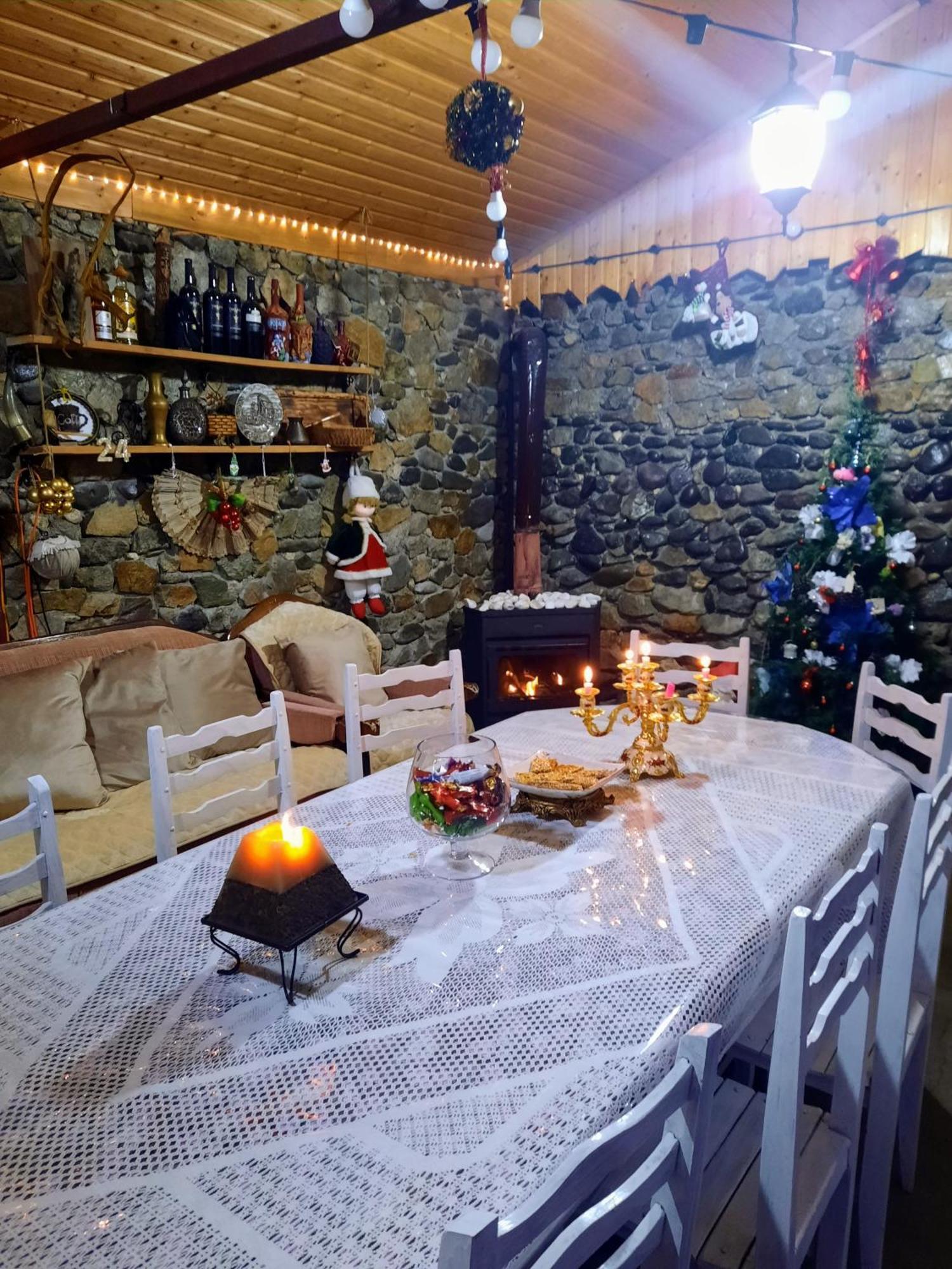 Family Hotel Maia - Cемейная Гостиница Майя Dashbashi ภายนอก รูปภาพ