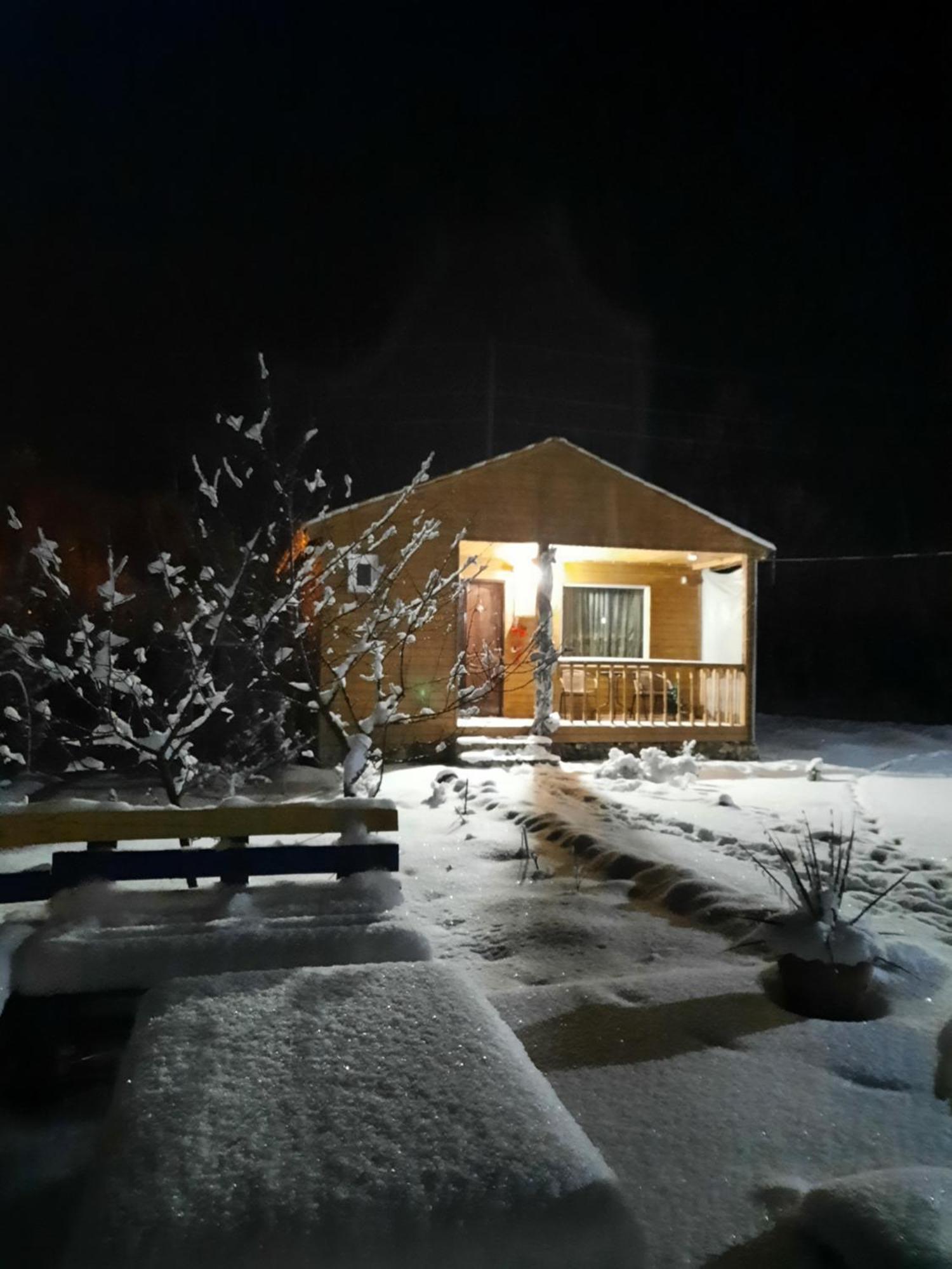 Family Hotel Maia - Cемейная Гостиница Майя Dashbashi ภายนอก รูปภาพ