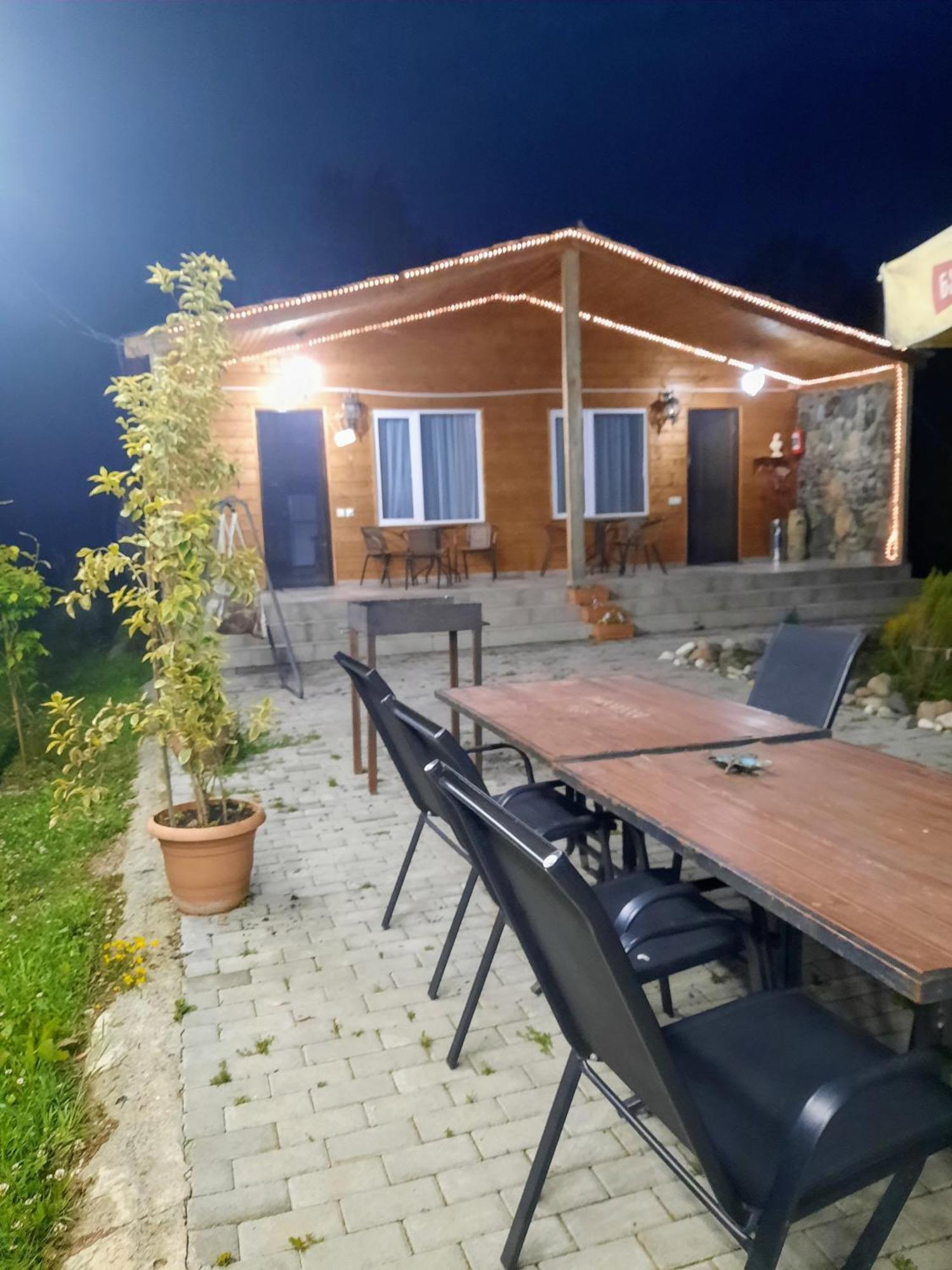 Family Hotel Maia - Cемейная Гостиница Майя Dashbashi ภายนอก รูปภาพ